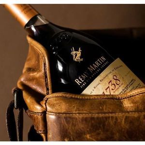 Meet your Posher, Raytwan